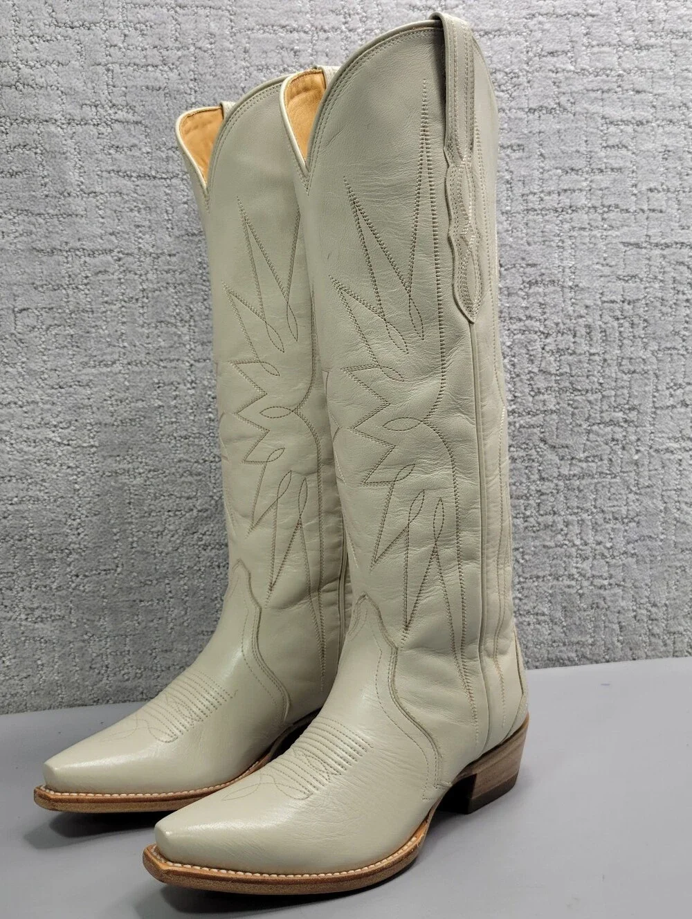Tecovas The Loretta Women's Size US 6B Cream Cowgirl Boots.